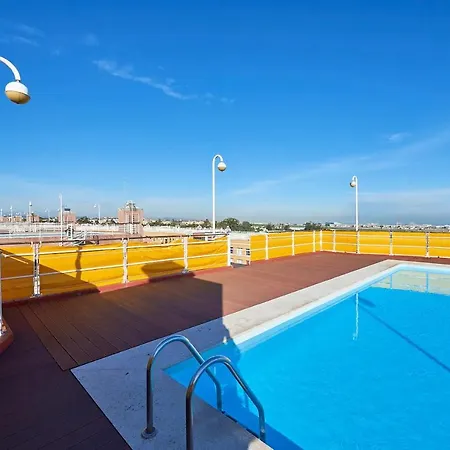 Cosy And Modern With Garage And Swimming Pool Apartmán Lisboa