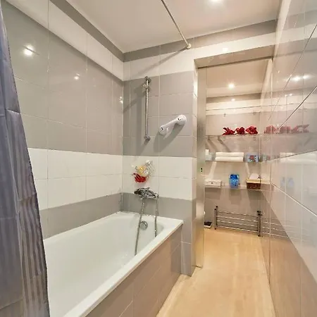Cosy And Modern With Garage And Swimming Pool Daire Lisboa