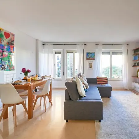 Cosy And Modern With Garage And Swimming Pool Daire Lisboa